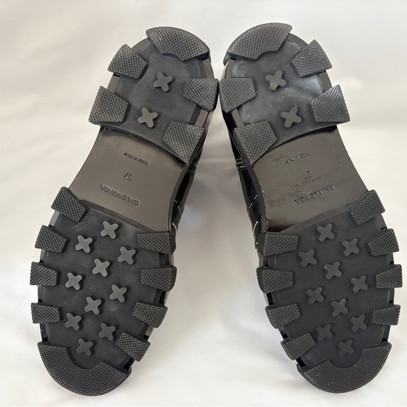 😍Balenciaga Chelsea Boot 😍 - Picture 7 of 9